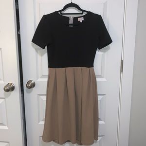LulaRoe Amelia (Classic)
